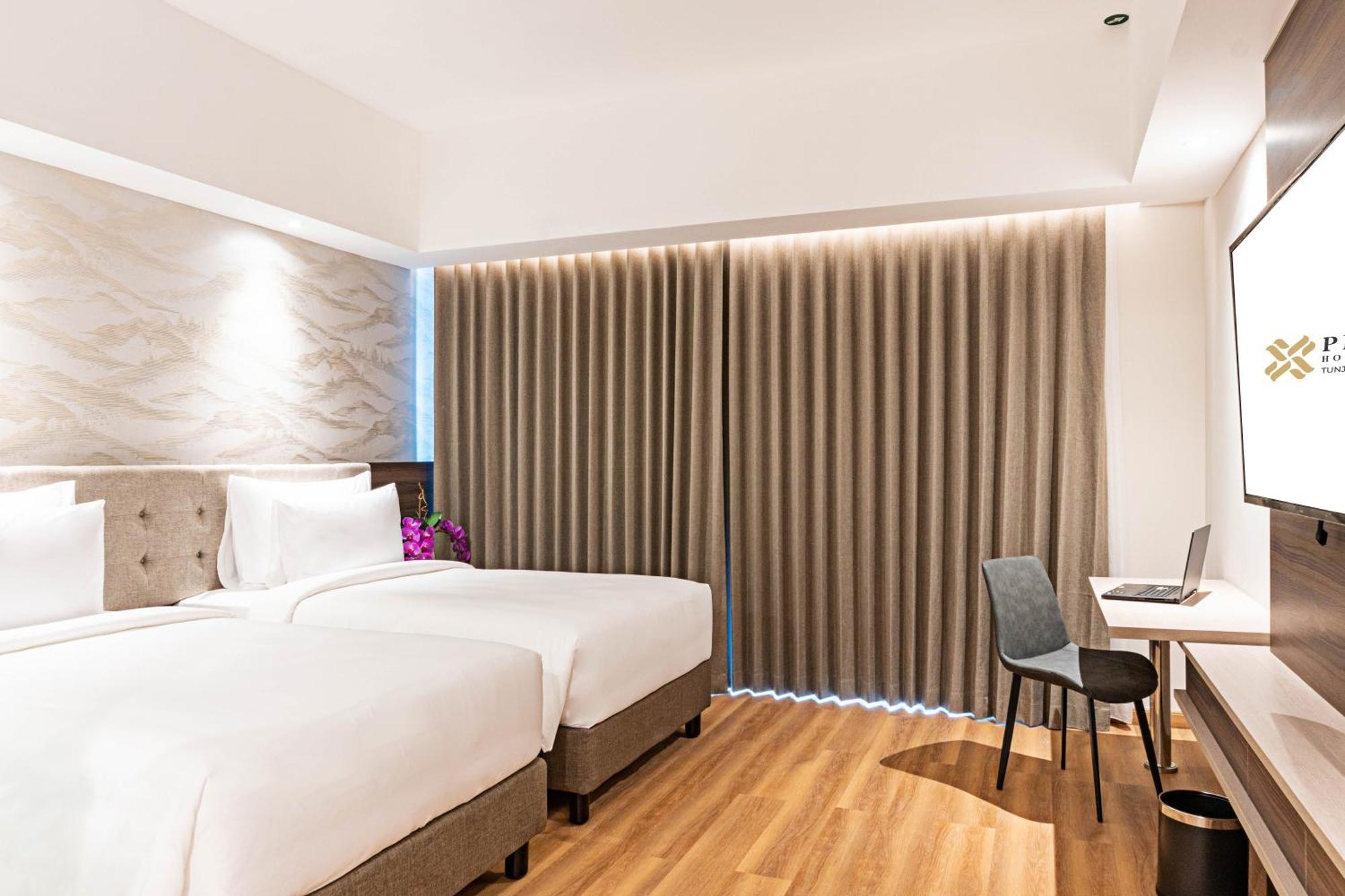 Hotel Platinum Tunjungan Surabaya