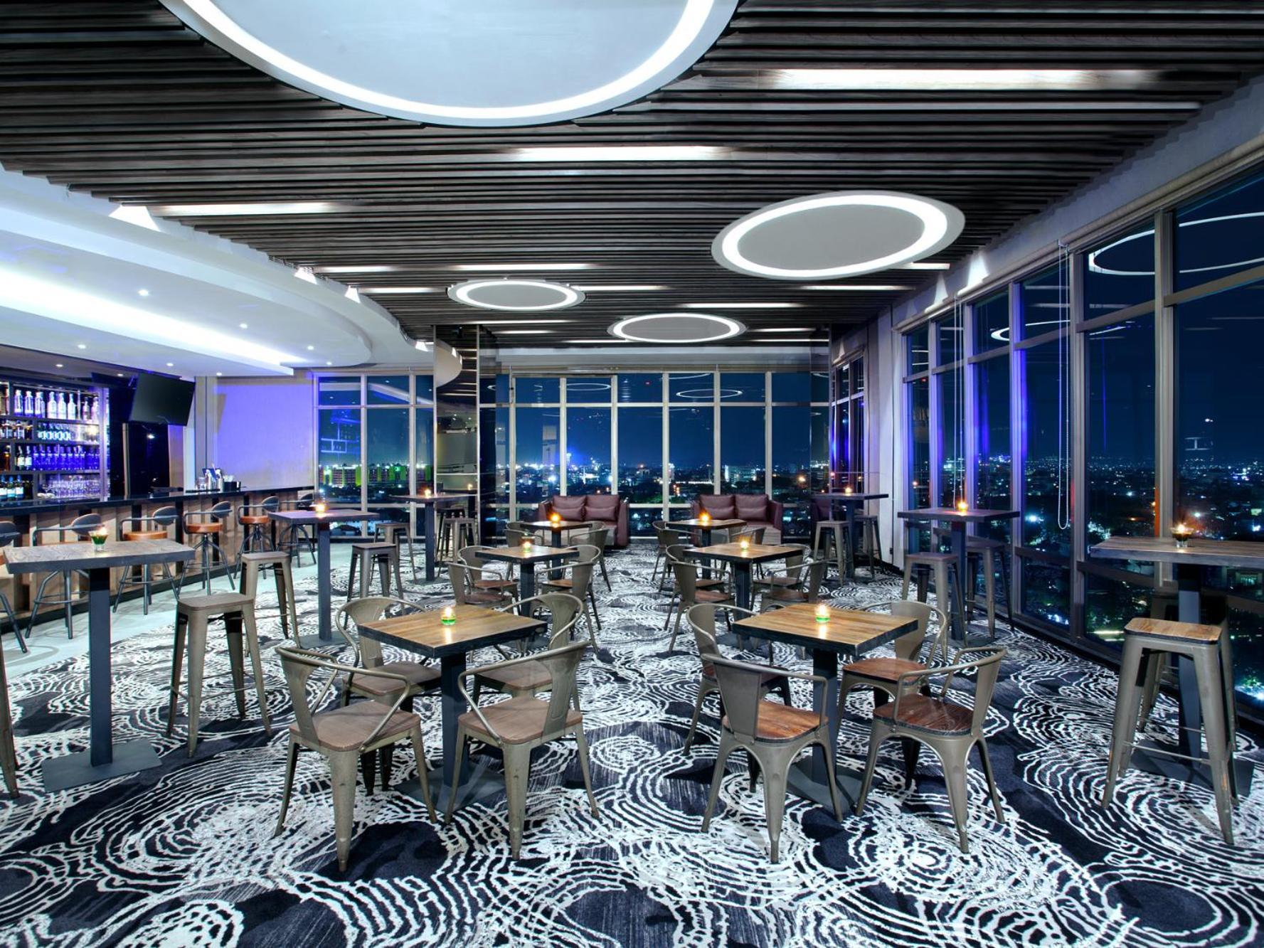 Hotel Platinum Tunjungan Surabaya